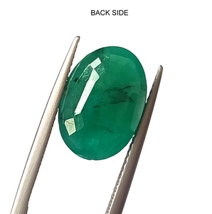 Piedra Preciosa de Esmeralda Verde Zambiana Natural de 5.50 Quilates, Corte Ovalado Facetado, para Joyería - Product Image 5