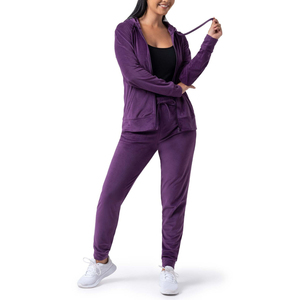 Survêtement d'hiver en coton lourd de qualité supérieure pour femmes |   Hoodie court à sequins grande taille avec détails perforés style streetwear |   Couleur unie personnalisable - Product Image 2