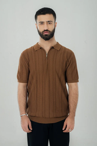 เสื้อโปโลถักไหมพรมแขนสั้นแบบซิปครึ่งตัวสำหรับผู้ชาย เสื้อคลุมบางเบา เสื้อยืดฤดูร้อน ผ้าไหมน้ำแข็ง ดีไซน์หรูหรา สีน้ำตาล - Product Image 6