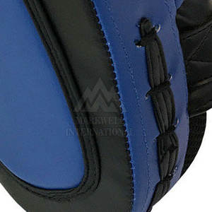 Almohadilla de Enfoque para Entrenamiento de Boxeo con Correa Ajustable, Transpirable y de Alta Calidad para Muay Thai - Product Image 4