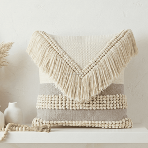 Housse de coussin en coton noir et blanc style bohème avec motif ethnique géométrique et franges, coussin décoratif tissé, style marocain haut de gamme - Product Image 2