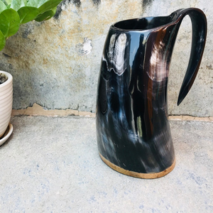 Tazas de Cuerno de Búfalo Hechas a Mano y Ecológicas con Grabados para Reventa por Viking Supply - Product Image 1