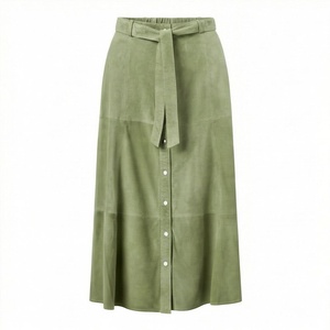 Jupe mi-mollet en cuir PU pour femme, vert uni, taille élastique, boutons sur le devant, style minimaliste - Product Image 1