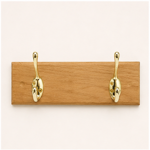 Porte-manteau mural robuste en bois massif avec crochets en laiton poli pour manteaux, sacs et clés, à prix raisonnable - Product Image 3