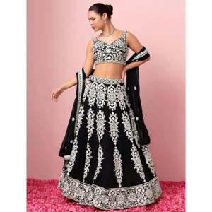 Lehenga Choli de Georgette con Bordado en Hilo Negro para Recepción, Traje de Boda - Product Image 5
