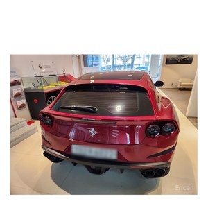 Ferrari GTC4 Lusso 2018 6.3 V12 Boîte de vitesses automatique 31 000 km Volant à gauche - Product Image 4