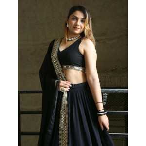 Grande robe de réception en georgette brodée Zari noir Lehenga Choli - Product Image 3