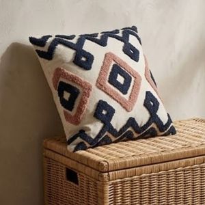 Coussin décoratif carré à motif géométrique tufté, style bohème, brodé, en textile, avec housse lavable – Grande Vente - Product Image 5