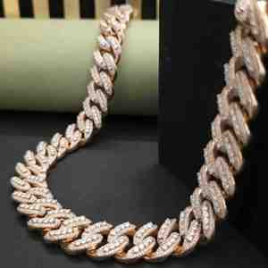 Elegante Cadena Cubana de 18MM con Incrustaciones de Moissanita en Plata de Ley para Joyería Hip Hop - Regalo Personalizado - Product Image 5