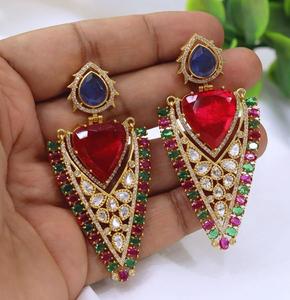 Pendientes de Lujo de Latón Chapado en Oro con Moissanita de Primera Calidad, Hermosos Pendientes Kundan para Mujeres y Niñas, Ideales para Vestidos de Noche y Fiestas - Product Image 3