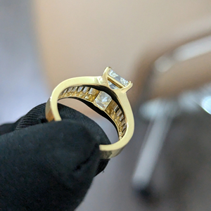 Bague de fiançailles et de mariage en or jaune 14 carats avec diamant de laboratoire taille émeraude 3,50 carats, cadeau de fête, bijoux - Product Image 4
