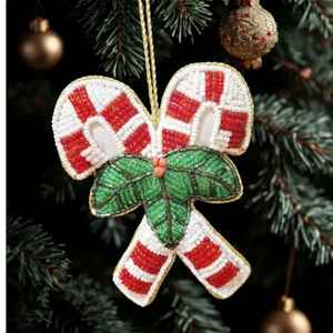 Porte-clés brodés de perles et accessoires de sac en perles de rocaille, breloques de sac brodées de perles de rocaille faites à la main avec motifs festifs - Product Image 3