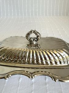 Compact Stainless Steel Butter Tray with Protective Lid - Product Image 2