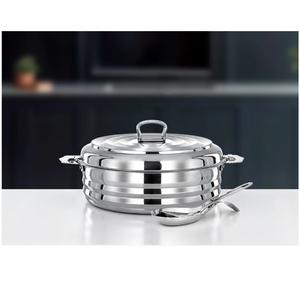 จานเชฟทรงกลมสแตนเลสสตีลสีเงินสลักลาย พร้อมฝาปิด และหม้อไฟตกแต่งขัดเงาพร้อมด้ามจับทองเหลือง - Product Image 5