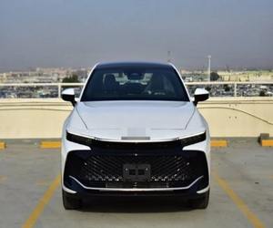 2025 para Toyota Crown Híbrido, Coche de Juguete Atractivo Recién Adquirido - Product Image 1