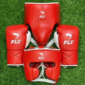 Set de Boxeo Premium al por Mayor: Guantes de Cuero Vacuno, Protector de Cabeza y Protector Inguinal. OEM Disponible. Kit o Set de Sparring para Luchadores. - Product Image 2