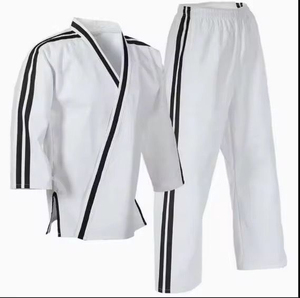 Uniforme de karaté bleu pour adultes, unisexe, coupe classique, 100% polyester, vêtements d'arts martiaux durables, design rayé sur le côté, en stock - Product Image 3