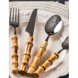 Cuillères et fourchettes décoratives de table en métal avec manche en résine pour la cuisine - Product Image 4