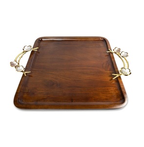 Ensemble de plateaux de service rectangulaires en bois faits à la main avec poignées en métal doré antique pour la décoration de la maison et l'utilisation en cuisine au prix le plus bas - Product Image 3