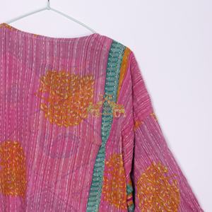Manteau Kantha en coton traditionnel fait à la main pour femmes Kimono Veste Kantha réversible vintage Conception Méthode de tissage tissé - Product Image 2