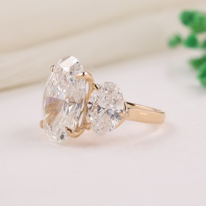 Anillo de oro amarillo macizo de 18 quilates para mujer, 12 quilates (2-8-2), certificado IGI, con tres piedras ovaladas (pasado-presente-futuro), corte ovalado y engaste de garras. - Product Image 4