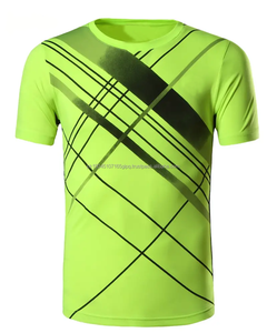 Venta al por mayor en blanco poliéster camisetas sublimación impresión Logo cuello redondo ropa camiseta manga corta hombres sublimación personalizada camisa - Product Image 2