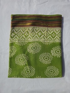 Handcrafted Wooden Block Print Cotton Sarongs Pareos & Scarves with Zari Silk Border Lightweight Women’s Beachwear Wholesale - Product Image 3