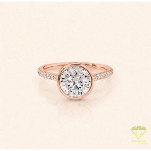 Anillo de compromiso con diamante cultivado en laboratorio de corte redondo y engaste de bisel en oro blanco de 14K con banda pavé, anillo de promesa minimalista para boda - Product Image 3