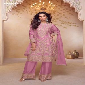 Conjunto de traje Salwar con bordado y trabajo manual de calidad india para festivales, fabricado en India, moda femenina. - Product Image 1