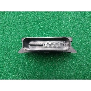 ECU และโมดูลคอมพิวเตอร์มือสองสำหรับรถยนต์ซีรีส์ 5 รุ่น EB686327702 - Product Image 3