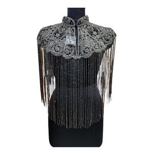Vestido Capa con Flecos y Cuentas Negras de Alta Calidad 2026 para Mujer, Disponible a Precio de Mayoreo para Exportación - Product Image 1