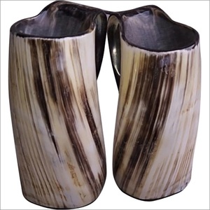 Authentique Chope en Corne de Viking - Tasse Traditionnelle pour la Mielée pour Festivals Médiévaux et Foires Renaissance (Écologique) - Product Image 1