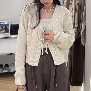 Cárdigan de Punto con Cuello en V para Mujer, Color Crema, Manga Larga, Casual, Otoño, Color Sólido, 100% Acrílico, Diseño con Lazos Suaves - Product Image 3
