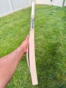 SS Master 8000 English Willow Cricket Bat Short Handle - Product Image 4