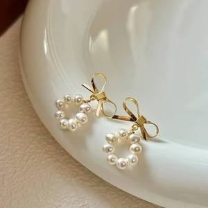 Pendientes de Perlas de Agua Dulce con Forma de Moño de Mariposa, 4-5 mm, Naturales, de Alta Calidad, Modernos, para Principios de Verano, Pendientes Colgantes, Gran Venta - Product Image 1