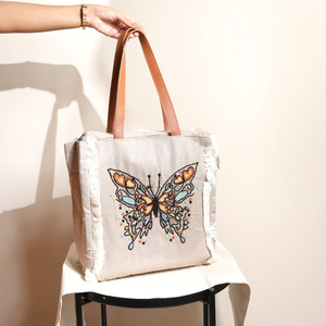 Sacs à bandoulière perlés de créateur pour femmes, style bohème indien, sacs fourre-tout perlés par Whimsy Art Craft - Product Image 1