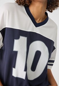 Hot Selling Breathable Plus Size Custom Print Retro Soccer Jersey <b>Y2K</b> Street Wear V Neck Boxy T <b>Shirt</b> Loose 100% Cotton 220g - Product Image 2