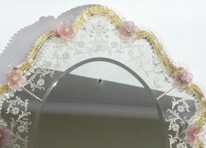Mid Century Venetian <b>Mirror</b> with Etched Floral Details, Ornate Murano Scalloped <b>Wall</b> <b>Mirror</b>, Antique Style Decorative <b>Mirror</b> - Product Image 4