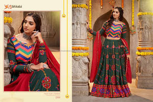Patola de algodón puro de buena calidad tradicional indio estampado Lehenga Choli para Mujeres a una tasa más baja - Product Image 2