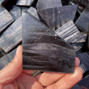 Hyperstène en Gros : Plaques Polies de Forme Irrégulière de Aamna Gems - Product Image 5