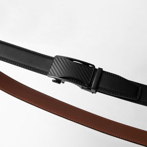 เข็มขัดหนังวัวแท้ TST3104 สำหรับผู้ชาย แบบอัตโนมัติ หัวเข็มขัดเหล็ก พร้อมพื้นผิวลายคาร์บอน ป้องกันรอยขีดข่วน ดีไซน์ทนทาน - Product Image 1