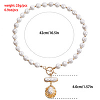 Collier de perles géométriques avec pendentif baroque et fermoir à bascule, bijou tendance
