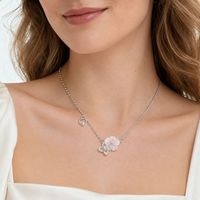 Verzilverde ketting met roze Sakura-bloemhanger voor vriendin, verjaardagscadeau, Valentijnsdag, jubileumaccessoires