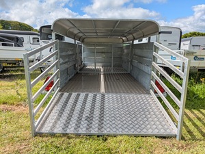 Hot Sale 3 Axles 12m Long Cargo <b>Trailers</b> for Cattle Goat Sheep Horse 2000kg with Animal Fence <b>Farm</b> Use - Product Image 4