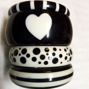 Bracelet en résine acrylique pour femmes, motif à pois, rayures, cœur, bijoux géométriques, cadeau, accessoire de mode pour les fêtes - Product Image 1