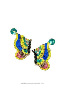 Pendientes de Aro Bohemios Hechos a Mano con Diseño Geométrico de Flor de Lis, Adornados con Cuentas de Colores, Joyería Infantil para Festivales, Fiesta de Mardi Gras - Product Image 4