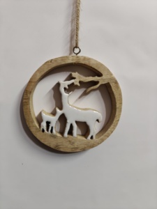 Adorno colgante decorativo de Navidad de resina epoxi y madera - Product Image 4