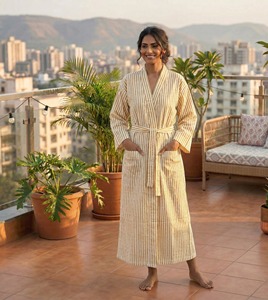 ชุดกิโมโนผ้าฝ้ายพิมพ์ลายบล็อกสไตล์โบฮีเมียนสำหรับผู้หญิง คอตั้ง เรียบลื่น ใส่ได้ทั้งฤดูร้อน ฤดูใบไม้ร่วง ฤดูใบไม้ผลิ เหมาะสำหรับใส่คลุมชุดไปทะเล - Product Image 1