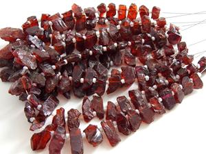 Granats rhodolite bruts de 8 pouces, en forme de briolette, en morceaux, en pépites, cristaux bruts non taillés, 100% naturels, rose, environ 17x10 10x8 mm - Product Image 5