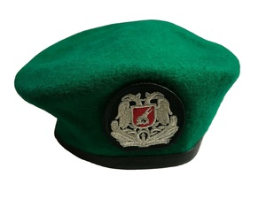 Exigence personnalisée en gros Vintage 100% laine hommes et femmes hiver albanais bérets chapeaux - Product Image 4